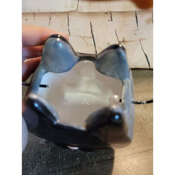 Ceramic Halloween black cat basket decor - Picture 2 of 7